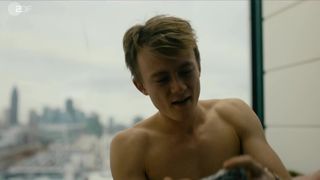 Mai Duong Kieu naked - Bad Banks s01e01-02 (2018)