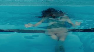 Elena Anaya nude - Jett s01e02 (2019)