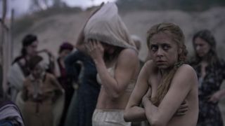 Bel Powley naked - Ashes in the Snow