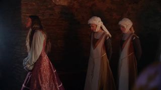 Charlotte Expect nude - The Spanish Queen s01e01 (2019)