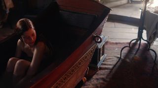 Charlotte Expect nude - The Spanish Queen s01e01 (2019)