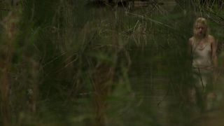 Julia Zange nude - Mein Bruder heisst Robert und ist ein Dork (2018)