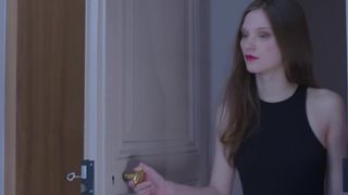 Olivia Jubin nude  - Papa, regarde moi (2017) Incest Scene