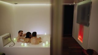 Le-Thanh Ho naked - Wanks s02e03 (2018)