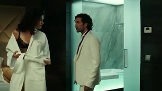 Helena Noguerra hot nipslip scene – L’Arnacoeur (2010)