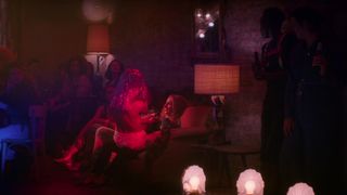 May Hongk naked - Tales of the City s01-02 (2019)