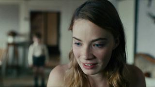 Saskia Rosendahl, Ulrike C. Tscharre, Juta Vanaga - Werk ohne Autor (2018) Censorship nude episode
