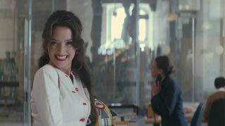 Charlotte Le Bon warm - Le Grand Mechant Loup