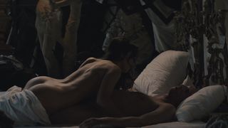 Charlotte Le Bon - Le Grand Mechant Loup (2013)