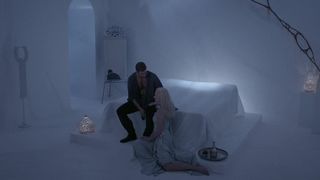 Joely Richardson - Emerald Citys 01e08 (2016) Nude actress in a handsome video