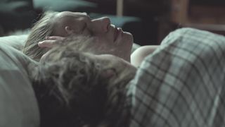 Ellen Page, Evan Rachel Prick nude - Into The Woods (2015)