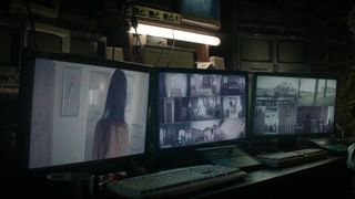 Emily Ratajkowski naked - Welcome Home (2018)