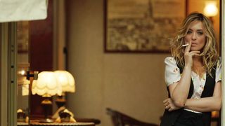 Kasia Smutniak, Carolina Crescentini Nude - Allacciate le cinture (2014) Italian Sex Scene