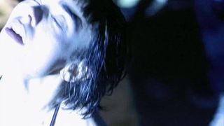 Elodie Bouchez naked - J’aimerais pas crever un dimanche (1998)