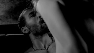 Bo Maerten nude - Grizzly