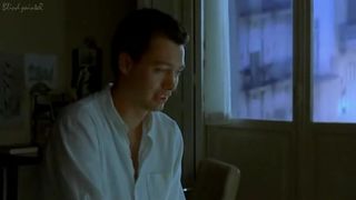 Castillos De Carton - Adriana Ugarte