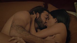 Paola Fernandez naked - American s01e18e23 (2019)