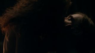Sophie Skelton naked - Outlander s04e08 (2018)