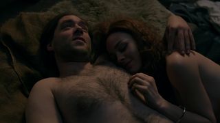 Sophie Skelton naked - Outlander s04e08 (2018)