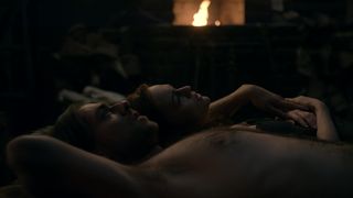 Sophie Skelton naked - Outlander s04e08 (2018)