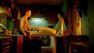 Evgeniya Kreggde naked - Papa sdohni (2019)