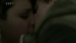 Julia Issa - Na kratko (2018)