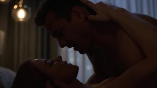 Sarah Rafferty - Suits s09e01 (2019)