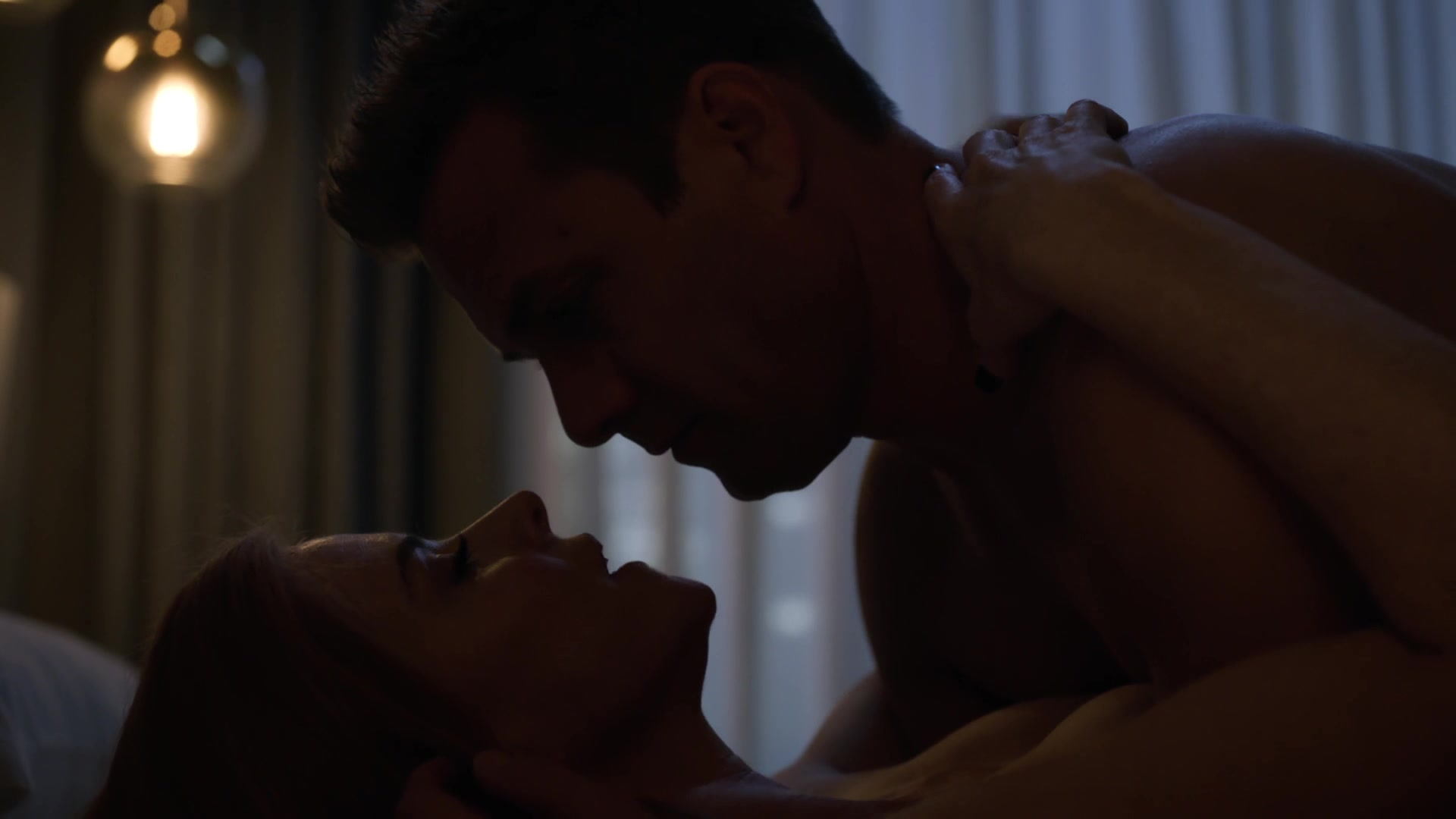 Sarah Rafferty - Suits s09e01 (2019) - LustTABOO