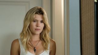 Kaniehtiio Horn naked – Embrace of the Vampire (2013)