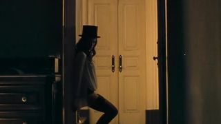 Lucie Lucas nude - Porto (2016) Bare movie