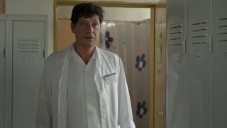 Denisa Nesvacilova sexy, Eva Jenickova - Jak basnici cekaji na za (2016) Hot TV vid scene