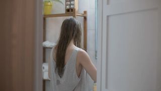 Blanca Pares naked - Los amores cobardes