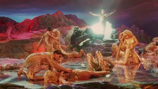 Gina Gershon, Elizabeth Berkley - Showgirls (1995)