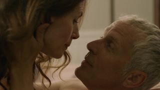 Jessica Hecht naked - Sensational s01e05 (2019)