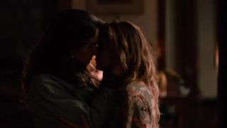 Lucia Mascino, Valentina Belle - Amori Che Non Sanno Gawp Al Mondo (2017)