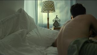 Mackenzie Davis - Izzy Gets the Hump Via Town (2017) celebrity nudity scenes