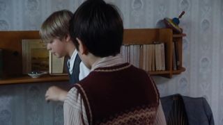 Helena Noguerra nude - Mumu (2010)