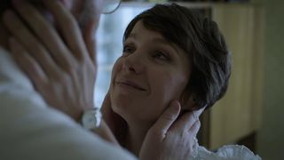 Julia Koschitz naked - Partner s02e06 (2019)