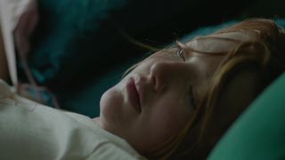 Holliday Grainger, Amy Molloy nude - Brutes (2019)