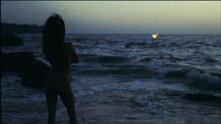 Natalia Avelon nude - Das wilde Leben (2007)