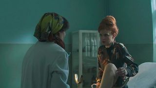 Magdalena Boczarska, Justyna Wasilewska naked - Sztuka Kochania-Historia Michaliny Wislockiej (2017)