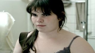 Emma Levie - Lena (2011)