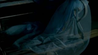 Laura Smet -  La demoiselle d'honneur (2004)