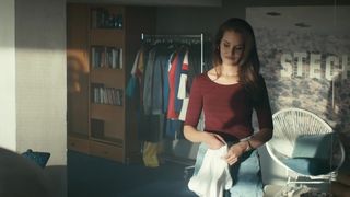 Josefine Voss nackte - Zwei im falschen Film (2017)