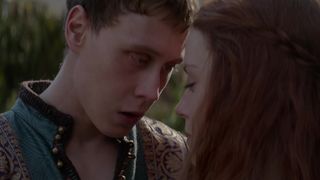 Daisy Ridley, Naomi Watts nude - Ophelia (2019)