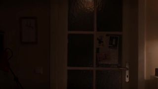 Jytte-Merle Böhrnsen naked, Luise Heyer mind-blowing - Einmal bitte Alles (2017)