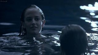 Maria Valverde, Eva Green  - Violates (2009)