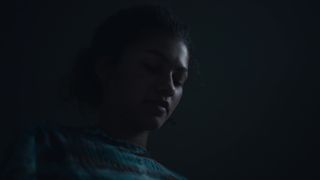 Barbie Ferreira, Hunter Schafer, Alexa Demie nakedness in TV vid 'Euphoria'