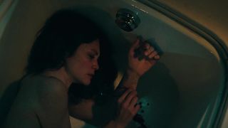 Francesca Cavallin steaming - The Socket (Il nido) (2019)