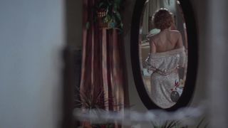 Penelope Ann Miller - Carlito's Way (1993)